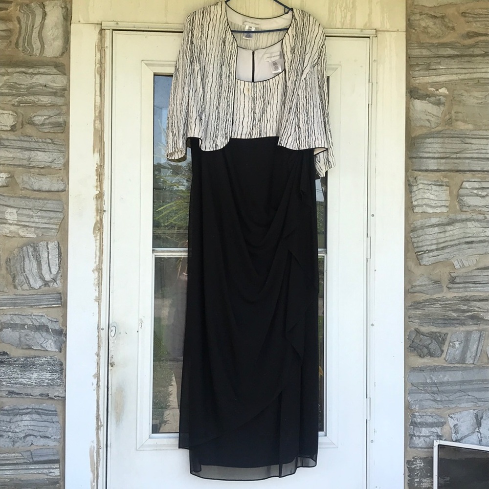 Jeanne Alexander:: dress